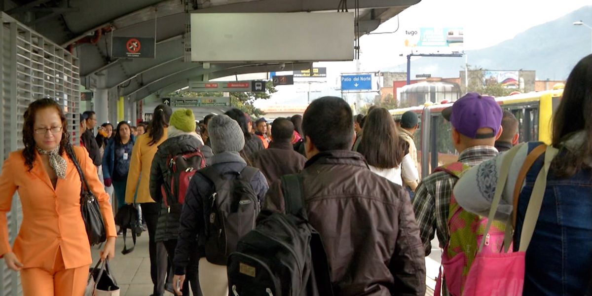 Continúan las quejas de los usuarios de TransMilenio en Bogotá