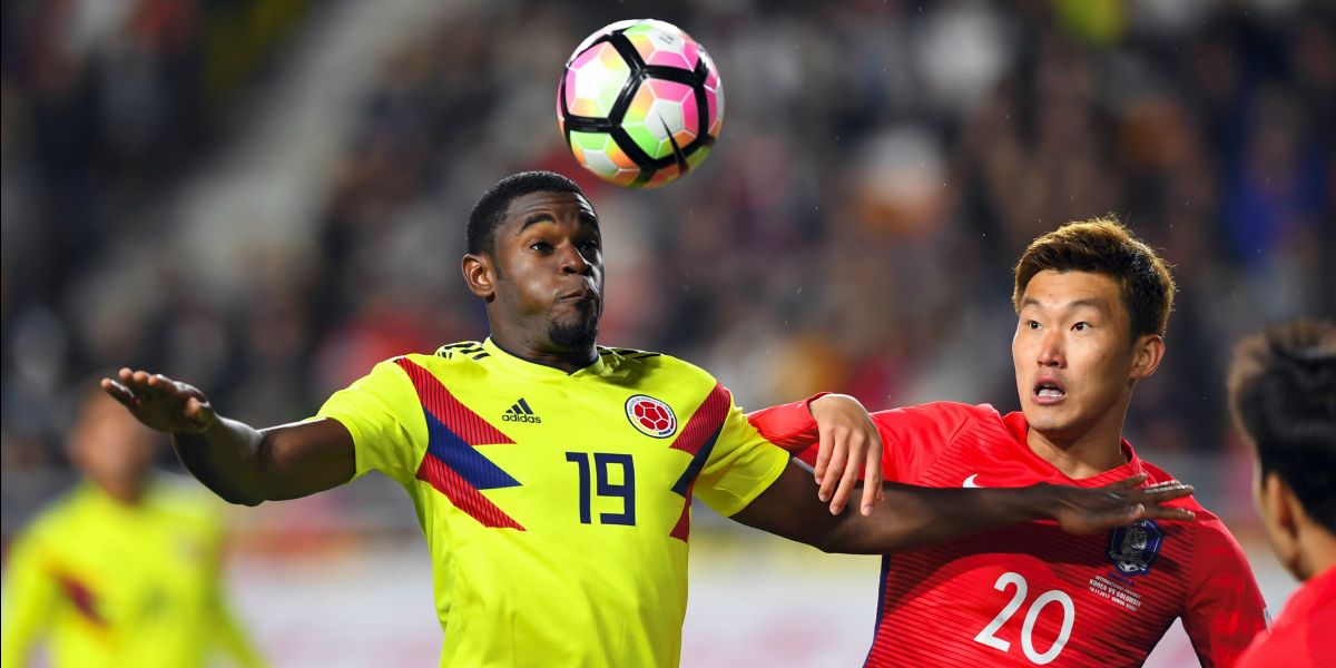 Duván Zapata se queda sin ir al Mundial con Colombia