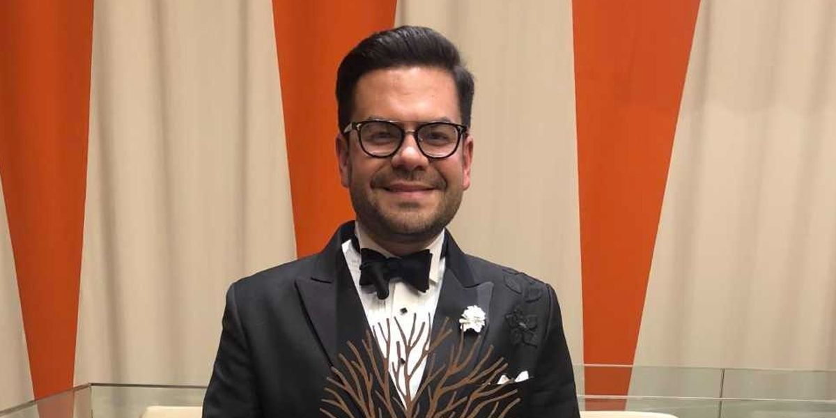 Diseñador colombiano Juan Pablo Socarrás recibió premio Women Together en Nueva York 