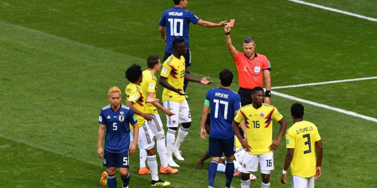 El colombiano Carlos Sánchez, primer expulsado del Mundial
