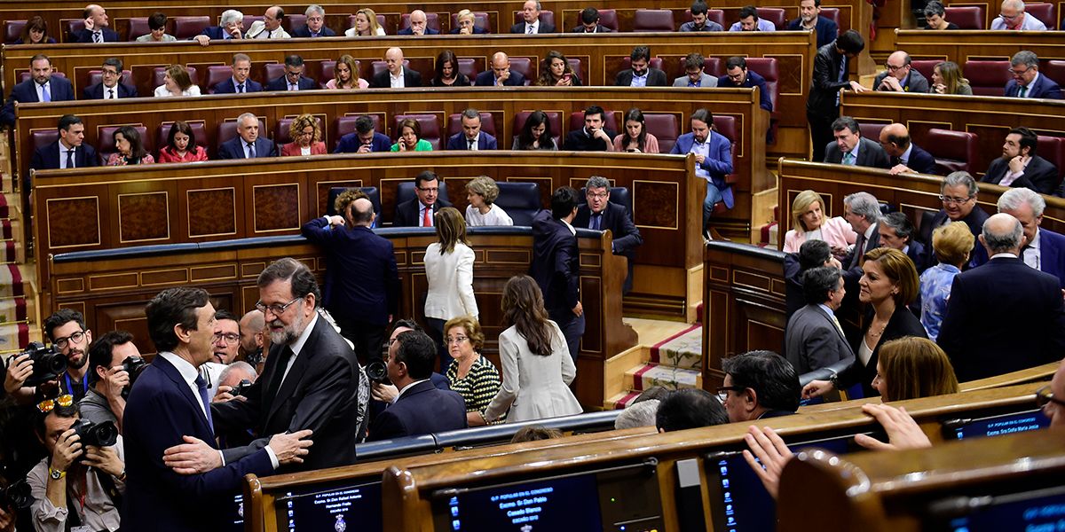 Partidos de izquierda fueron decisivos para cambio de gobierno en España