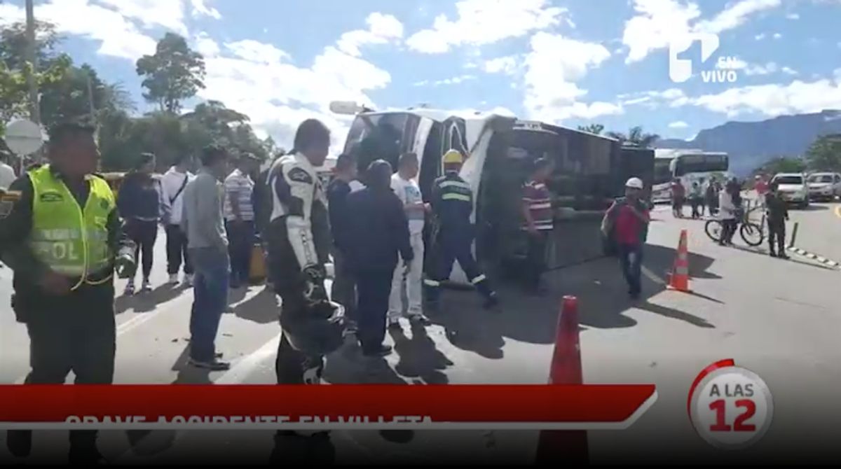 Más de 40 heridos habría dejado accidente en la vía Bogotá-Villeta