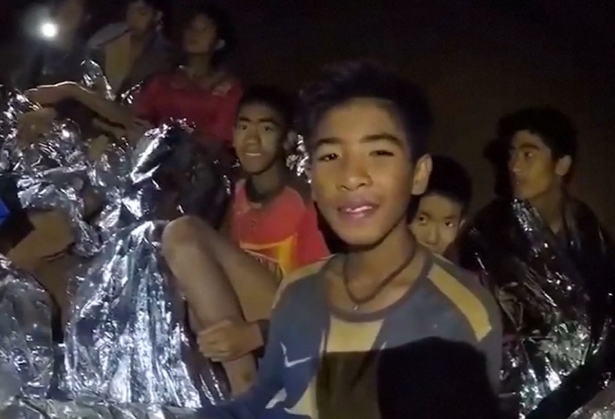 Carrera contra el tiempo y el clima en el rescate de niños atrapados en cueva