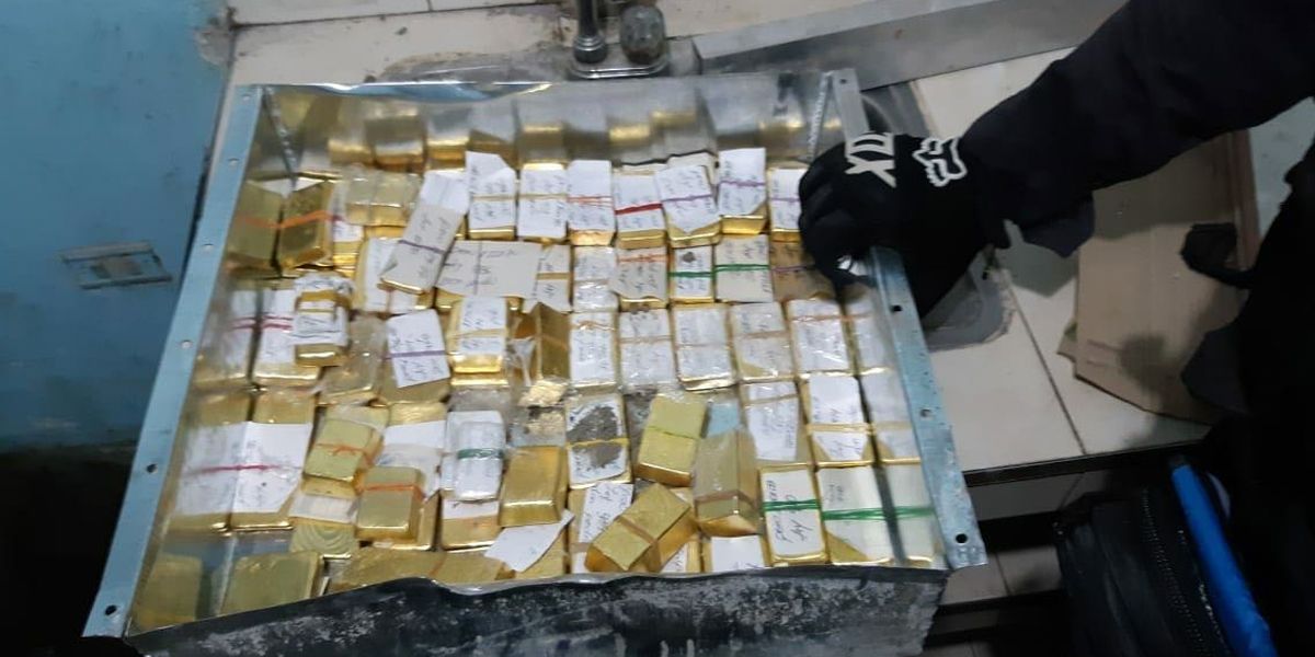 Decomisan 54 kilos de oro del ‘Clan del Golfo’ en Cali