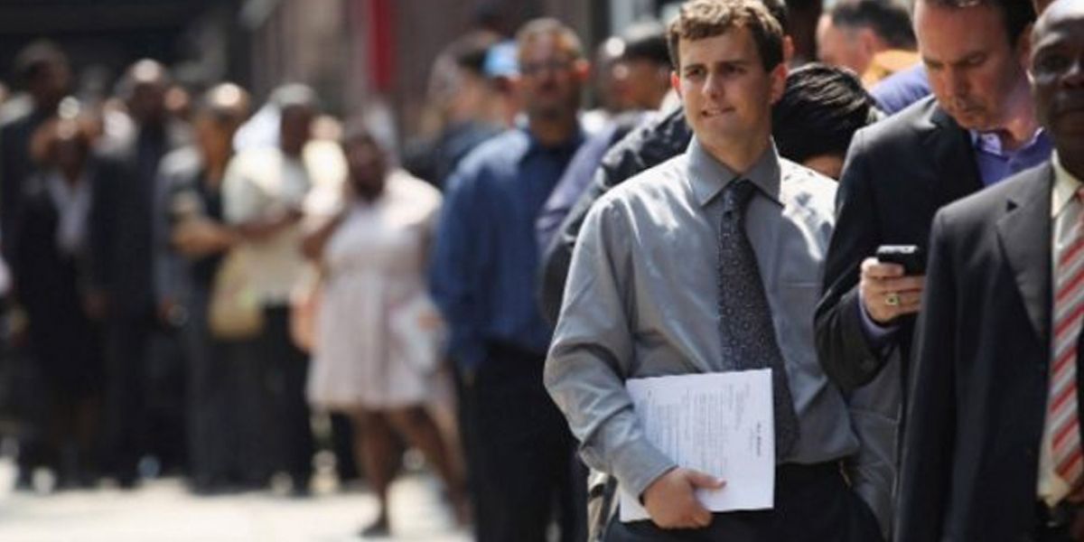 Desempleo en EE.UU. sube a 4 % con 213.000 empleos creados en junio
