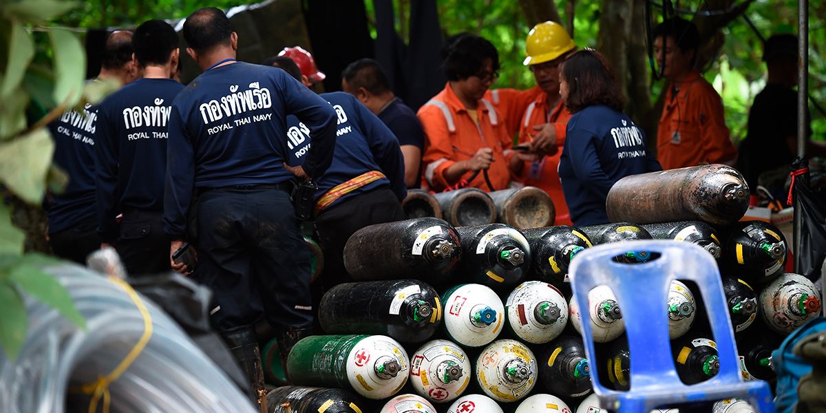 La falta de oxígeno dificulta rescate de niños en Tailandia
