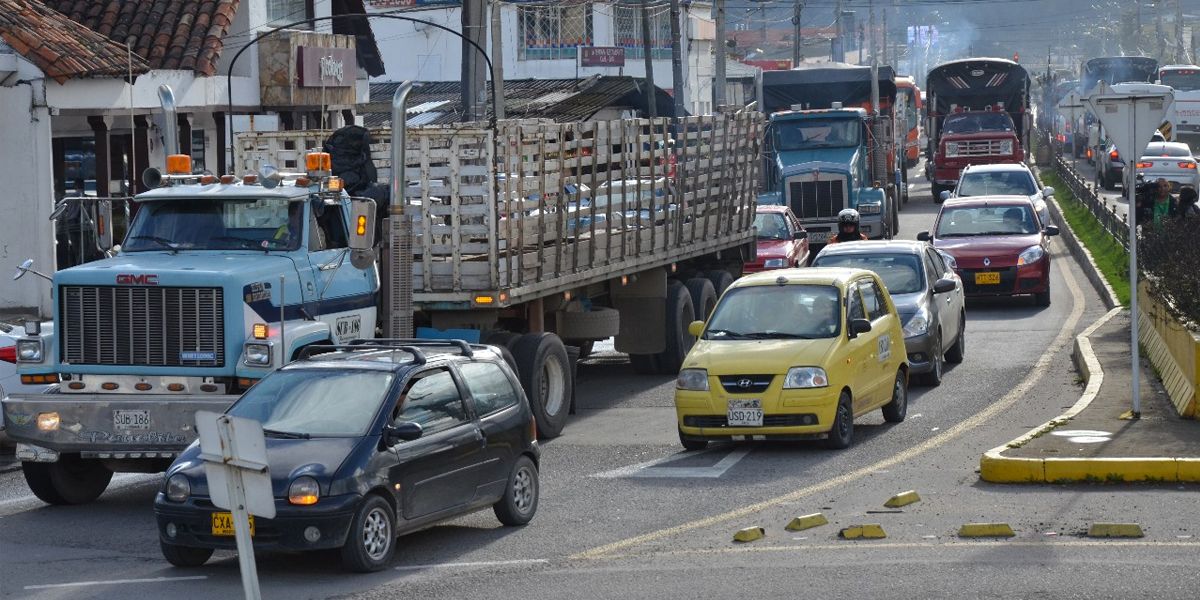 Inicia nuevo horario de restricción del tráfico pesado en Chía