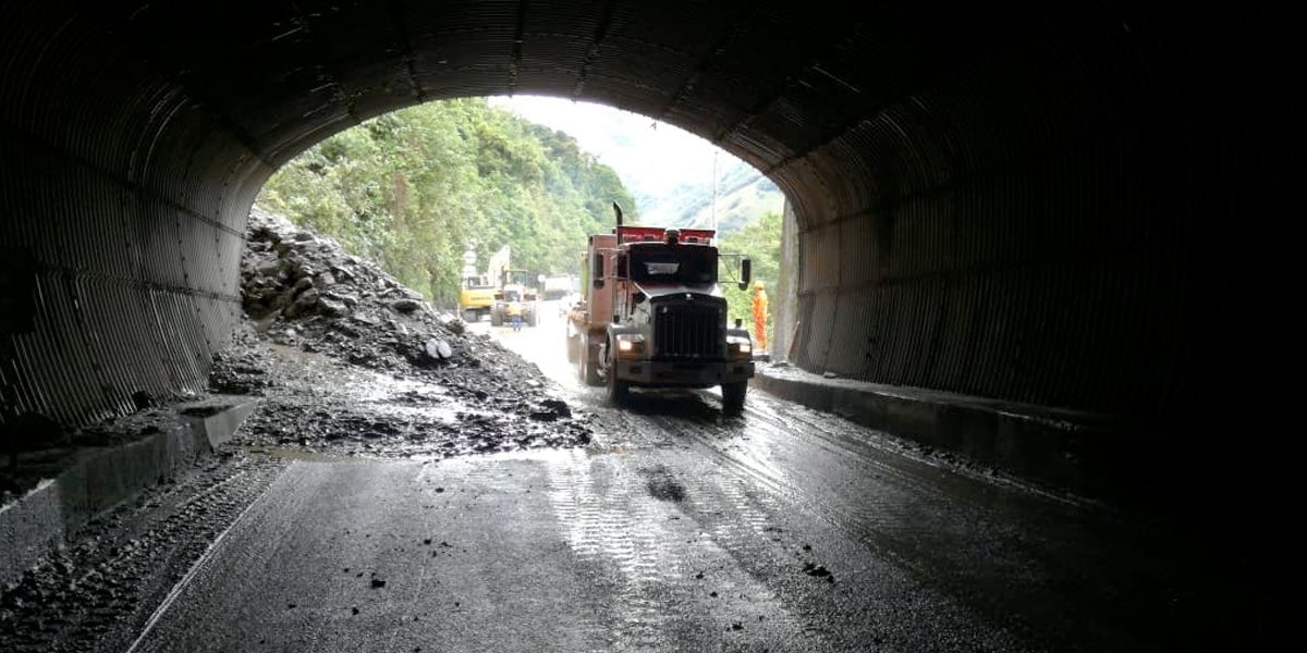 Nuevo cierre en la vía Bogotá – Villavicencio por caída de material