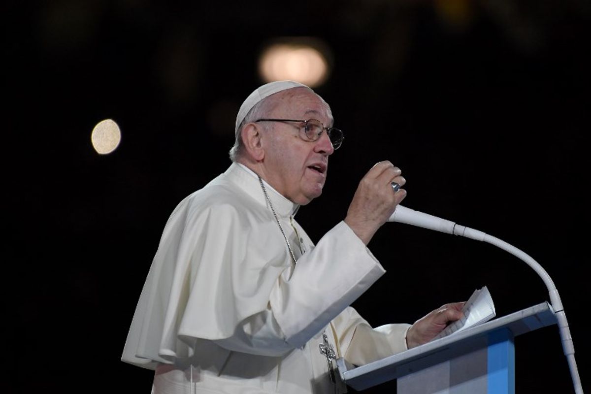 Papa reconoce “fracaso” de la Iglesia por abusos sexuales a menores