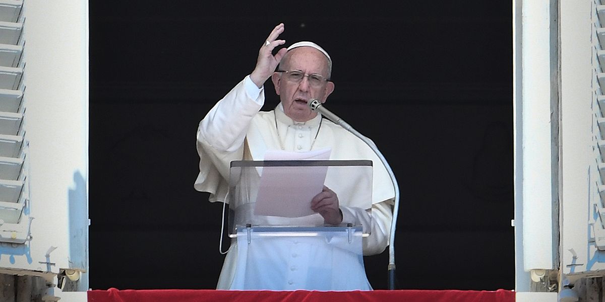 Papa se reunirá con víctimas de abusos por parte del clero en Irlanda