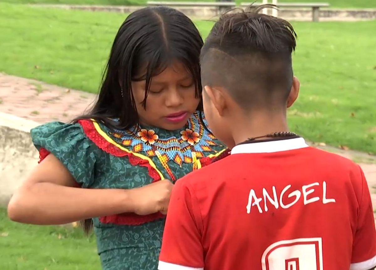 Indígenas desplazados por la violencia ahora viven en Ciudad Bolívar