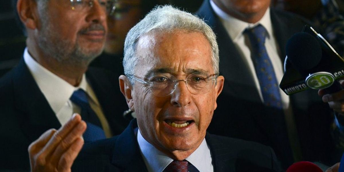 Que me intercepten, no me incomoda: Álvaro Uribe