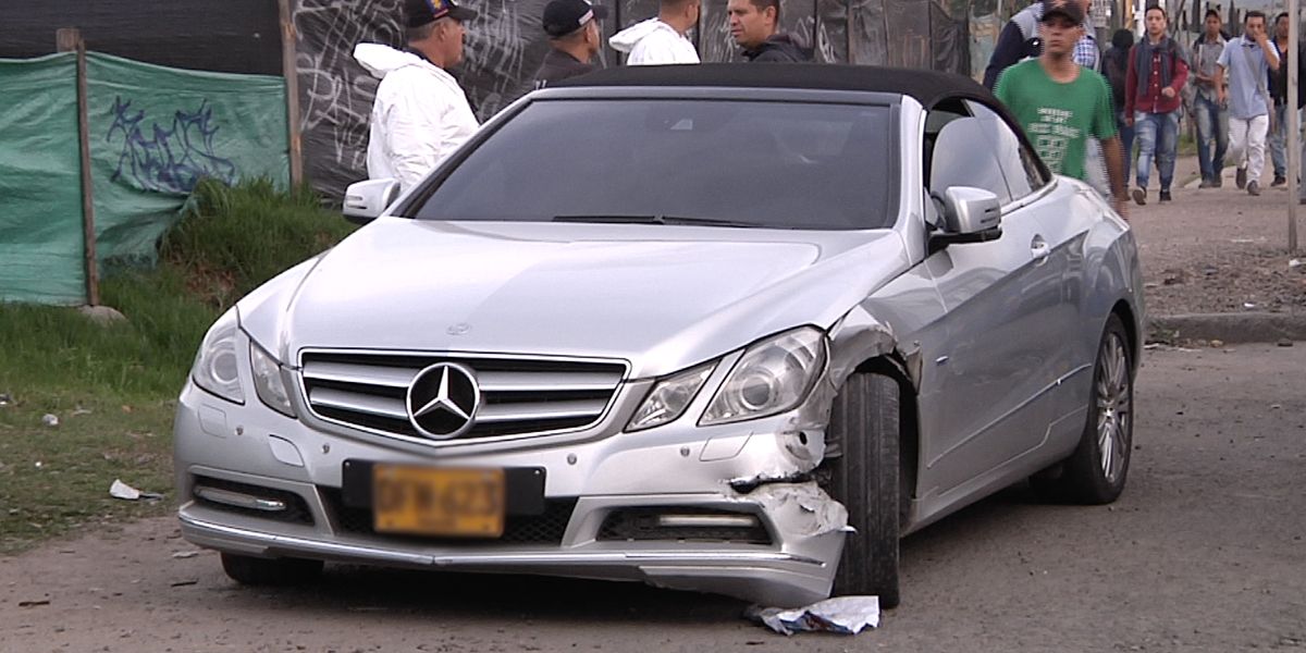 Sicarios asesinan a conductor que manejaba carro de alta gama en Bogotá