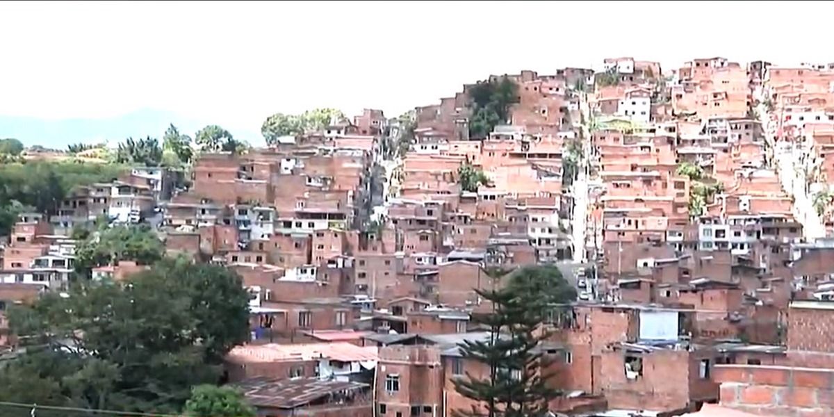 No cesan homicidios y retaliaciones entre bacrim de la Comuna 13 de Medellín