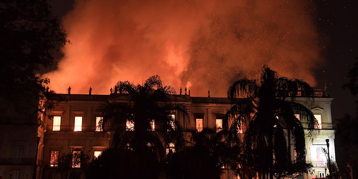 Un incendio arrasa el Museo Nacional de Río, el más antiguo de Brasil