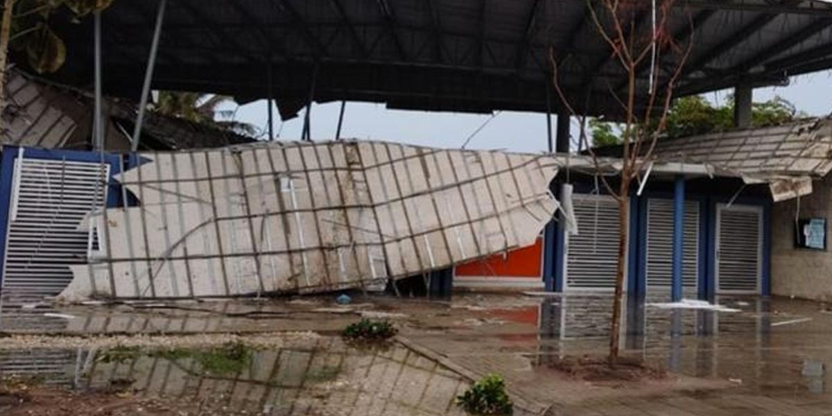 Barranquilla: emergencia en el colegio Pies Descalzos por caída de cielorraso
