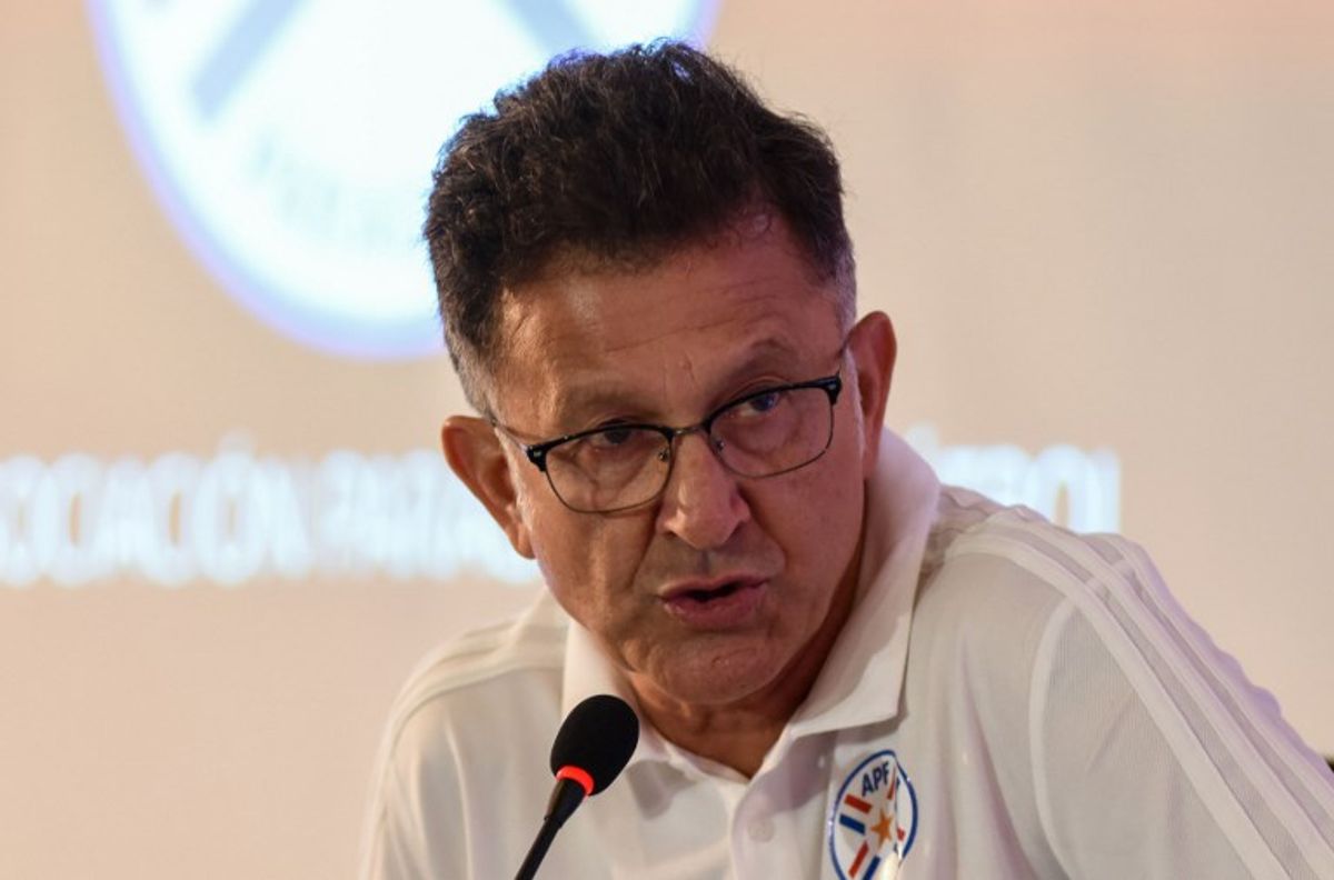 Un equipo histórico del fútbol inglés quiere contratar a Juan Carlos Osorio