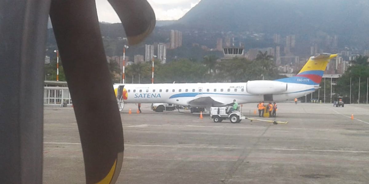 Falla técnica en avión que cubre ruta Medellín-Urabá genera retraso de cinco horas