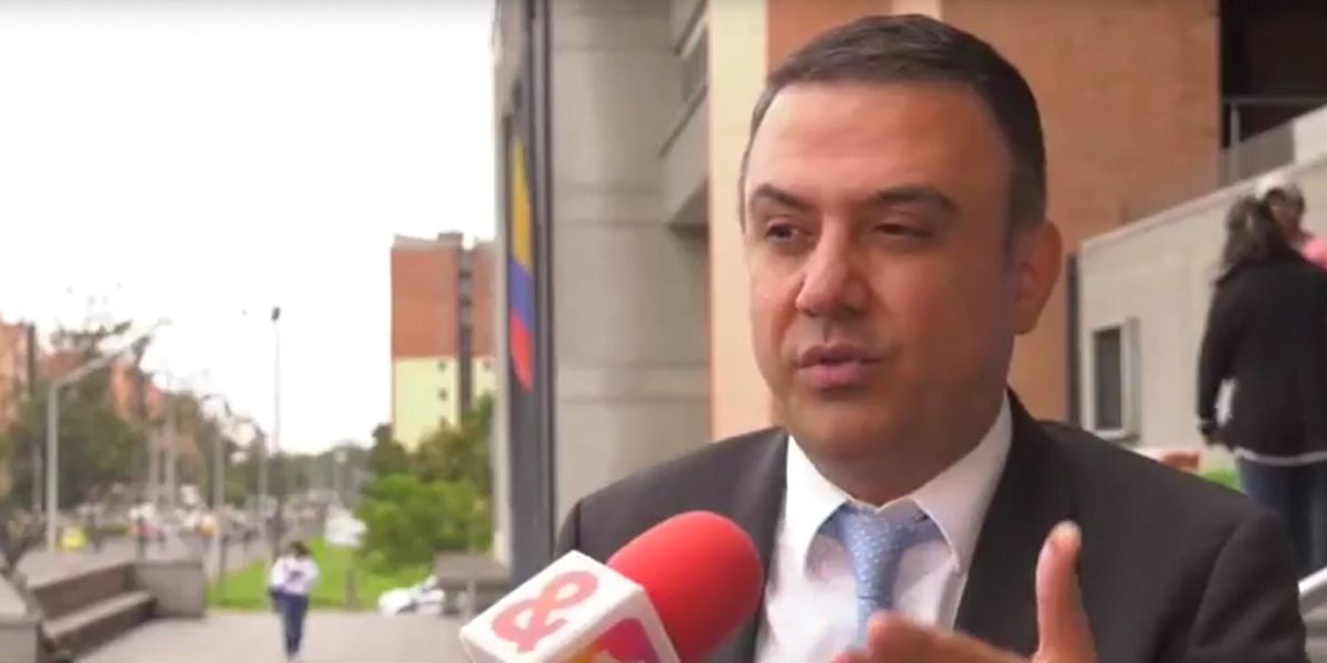 Procuraduría prorrogó por tres meses la suspensión al gobernador de Córdoba