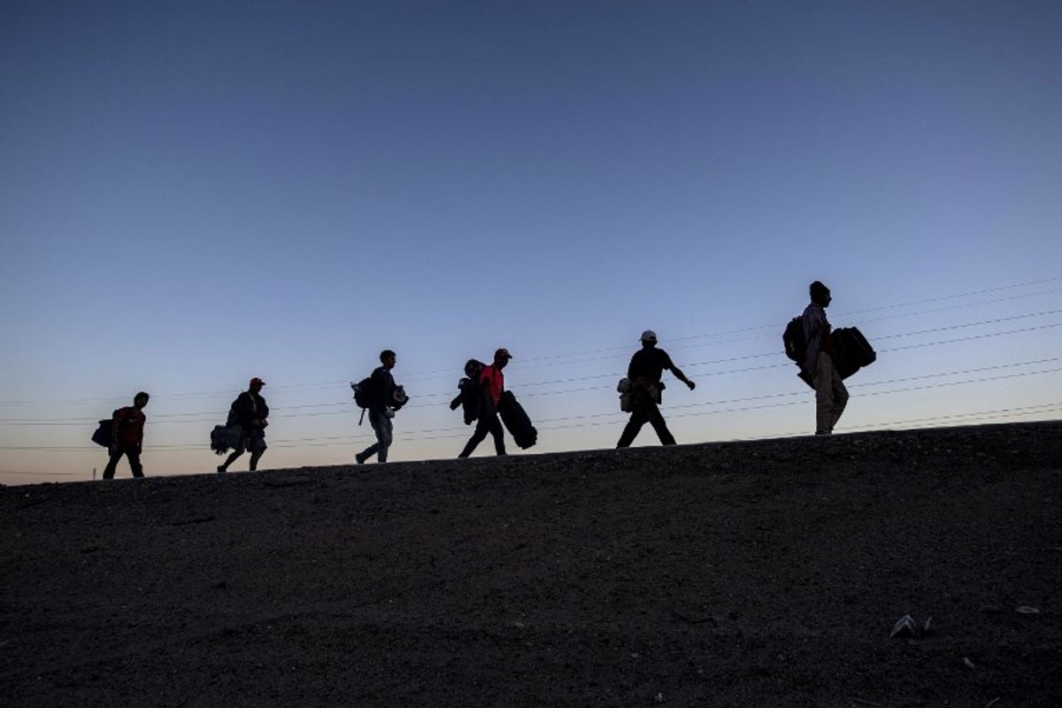 Colarse a EE.UU. o quedarse en México: el dilema de la caravana migrante