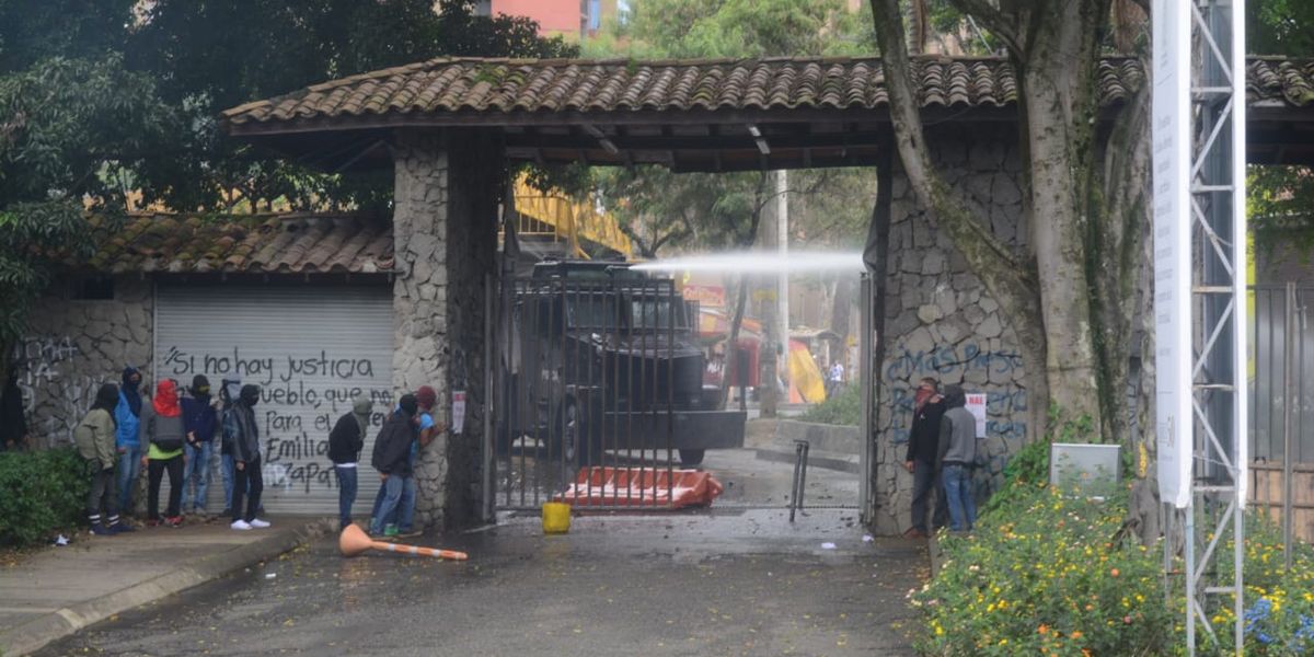 Con disturbios en la Universidad de Antioquia concluyó movilización por la educación pública en Medellín