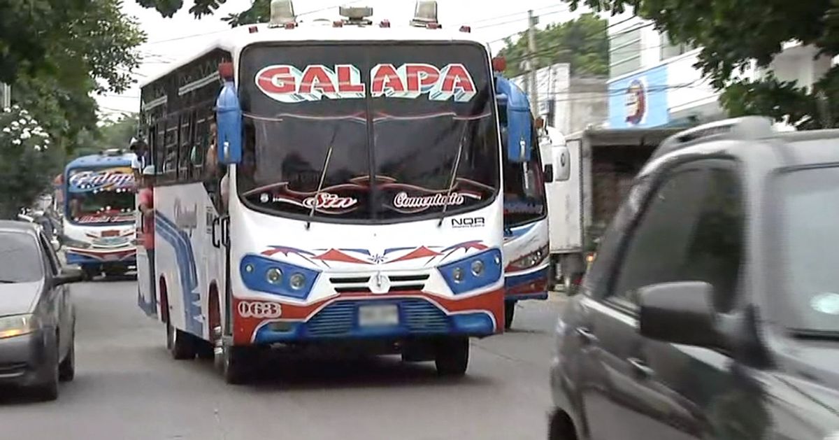Atraco masivo a un bus intermunicipal en la vía Galapa – Barranquilla