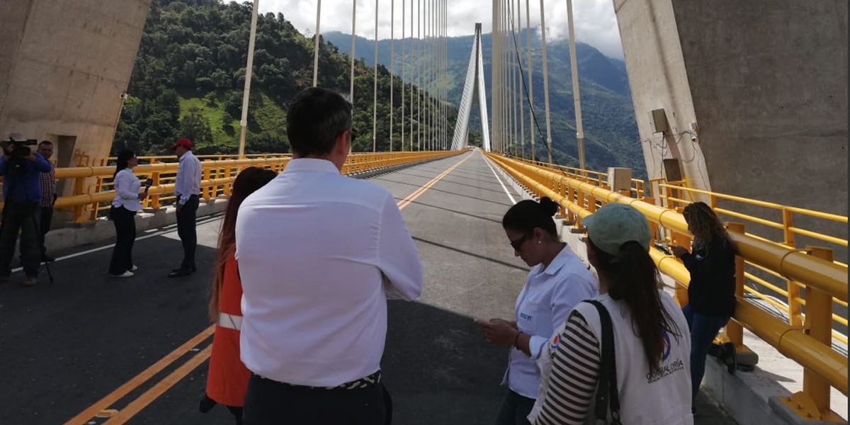 Puente Hisgaura tendría problemas adicionales a los de su ondulación: Contraloría