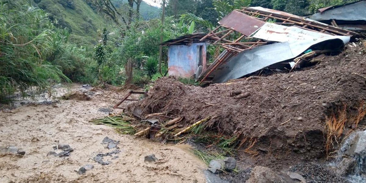 Alerta roja por fuertes lluvias en departamento de Antioquia
