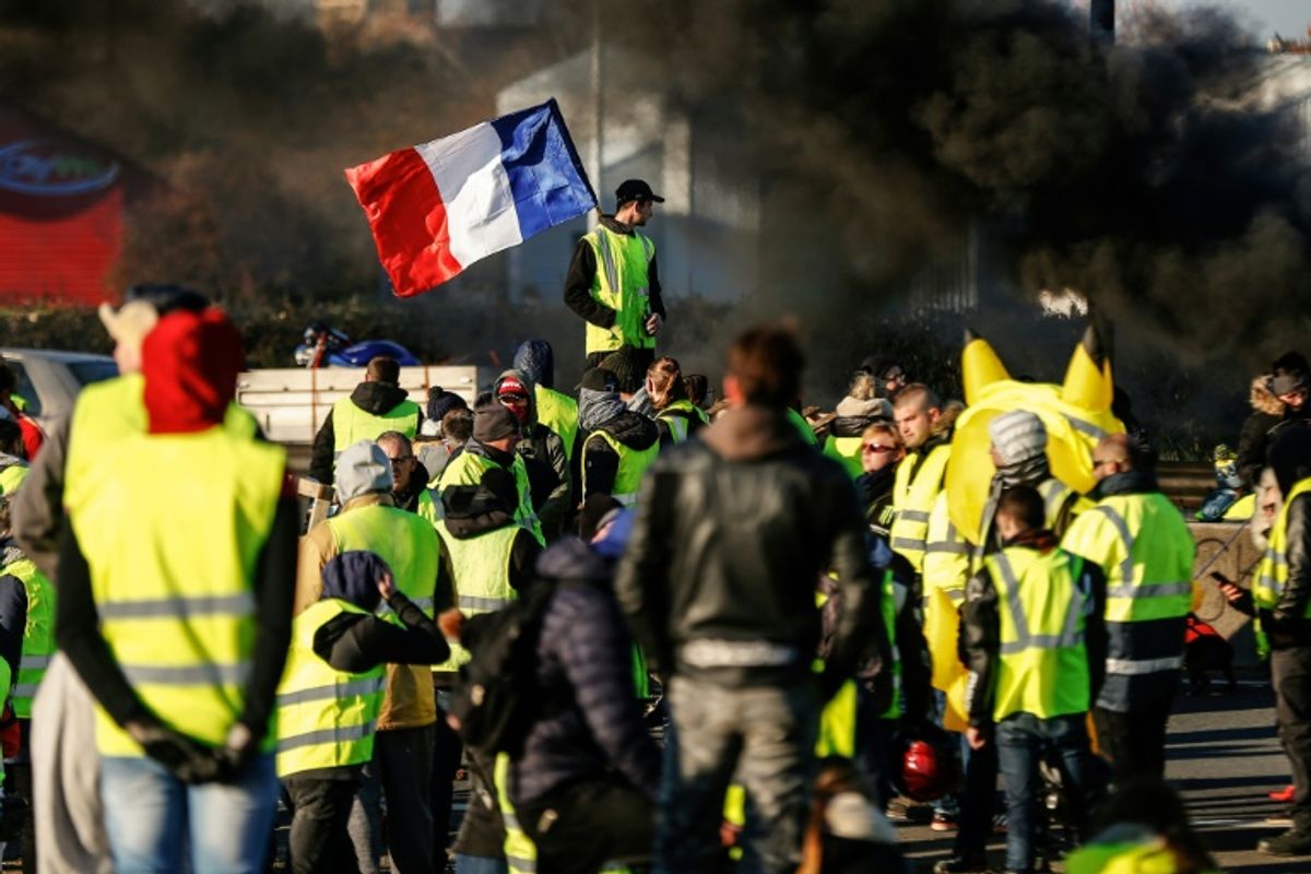 Cerca de 2.000 detenidos en protestas de “chalecos amarillos” en Francia