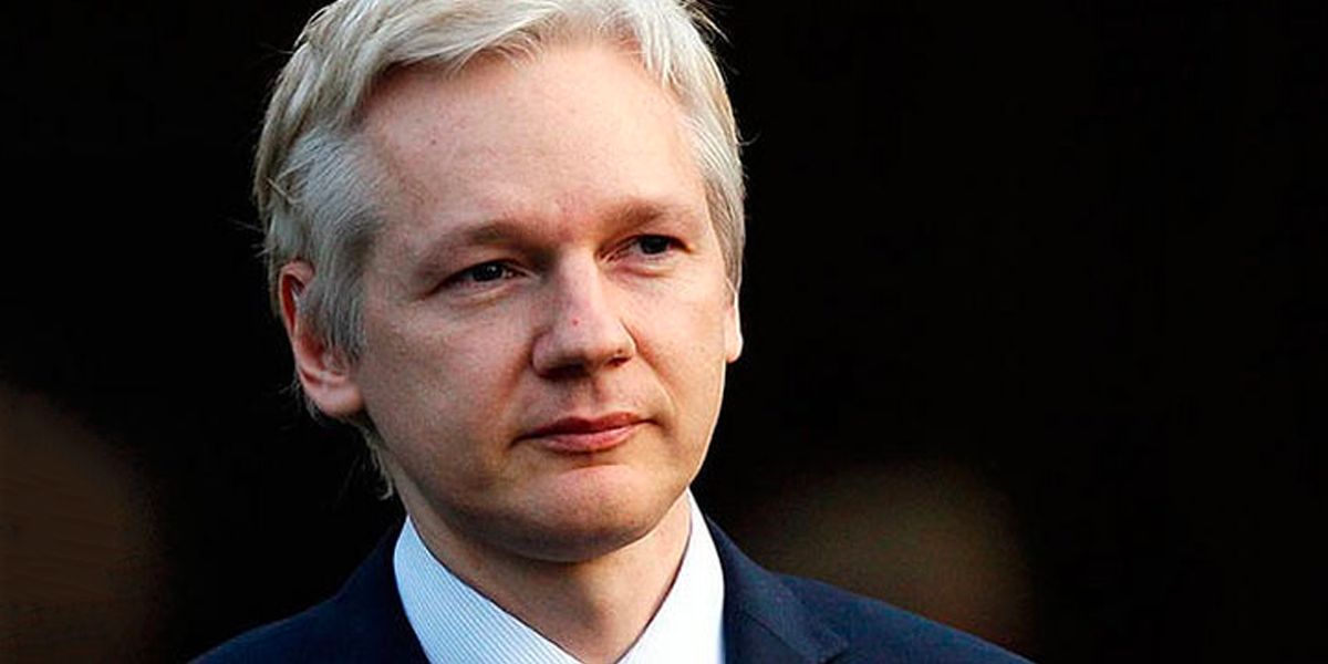 Defensa de Julian Assange rechazó oferta del presidente Lenín Moreno