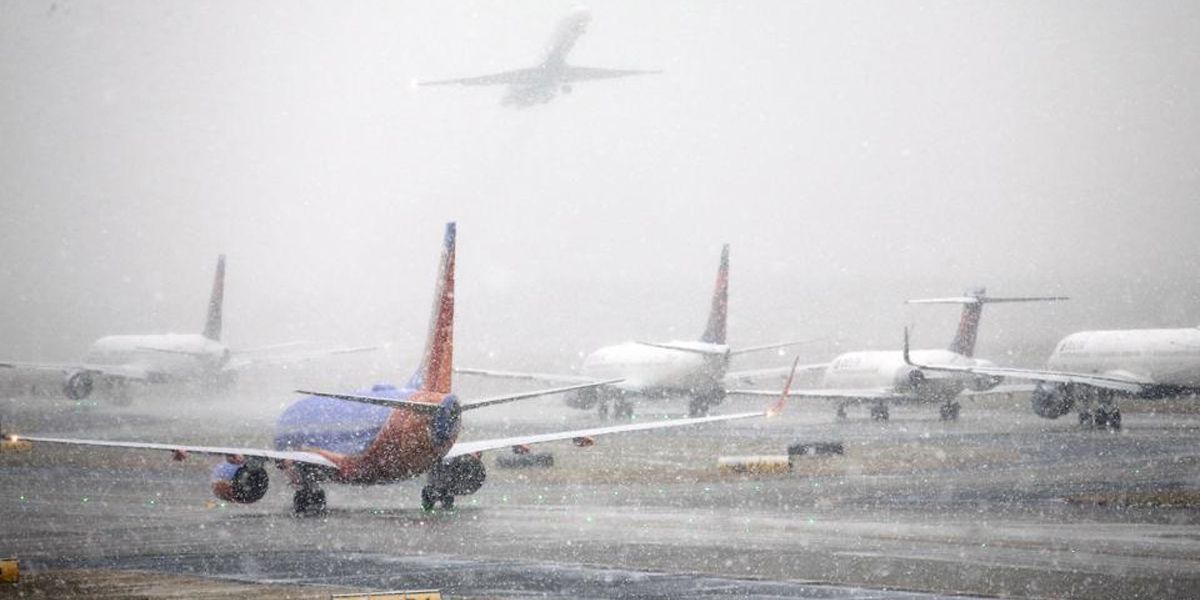 Cientos de vuelos cancelados por tormenta en Estados Unidos