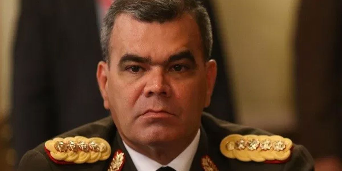 Vladimir Padrino anuncia que su Gobierno prepara una defensa ante un eventual ataque armado