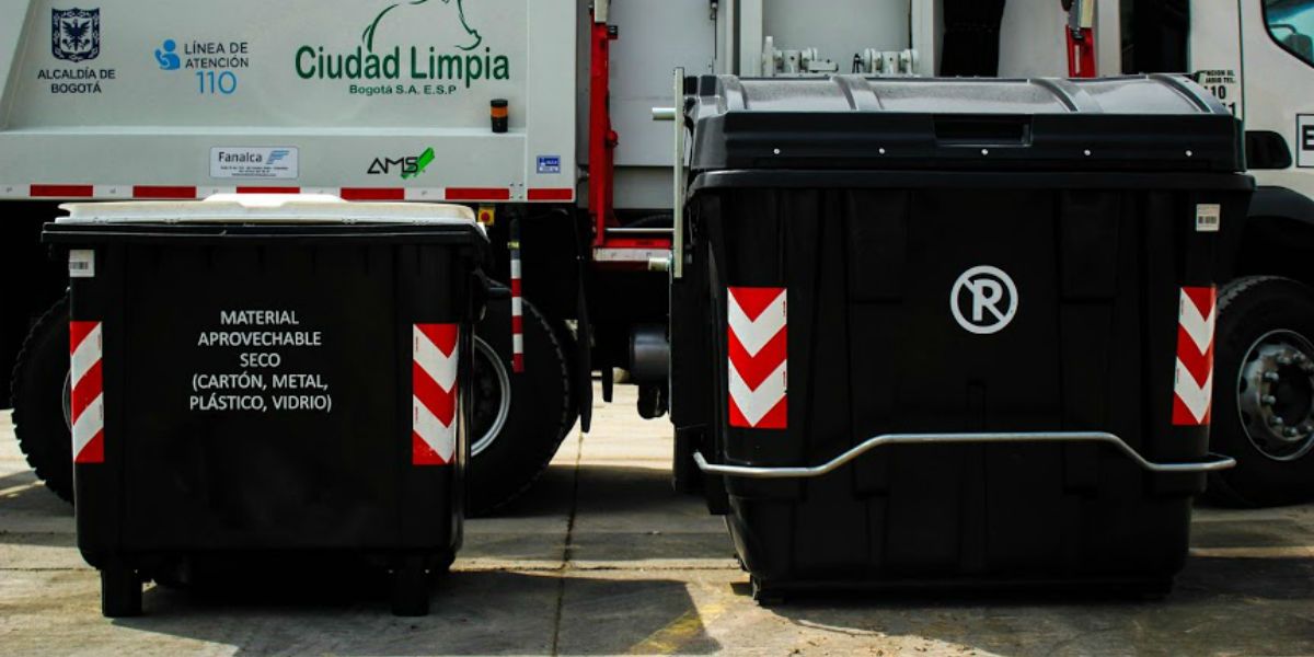 contenedores reciclaje bogota uaesp manejo de basuras horarios