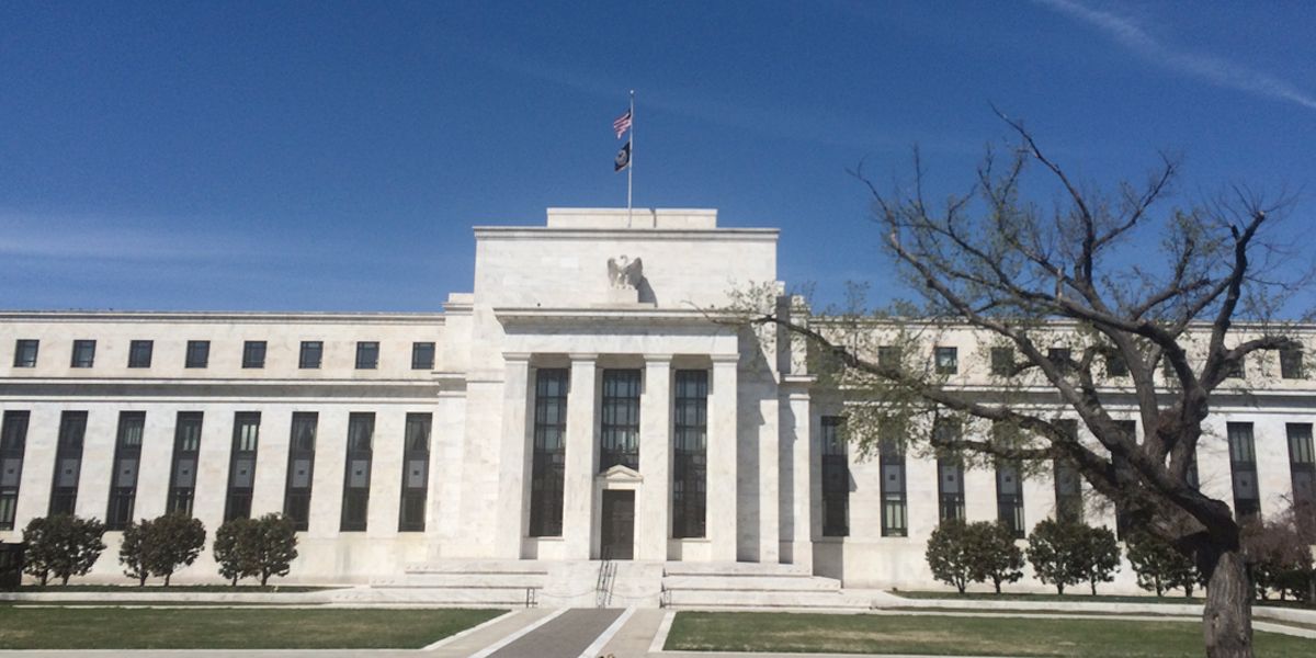 La Fed sube las tasas de interés por cuarta vez en el año