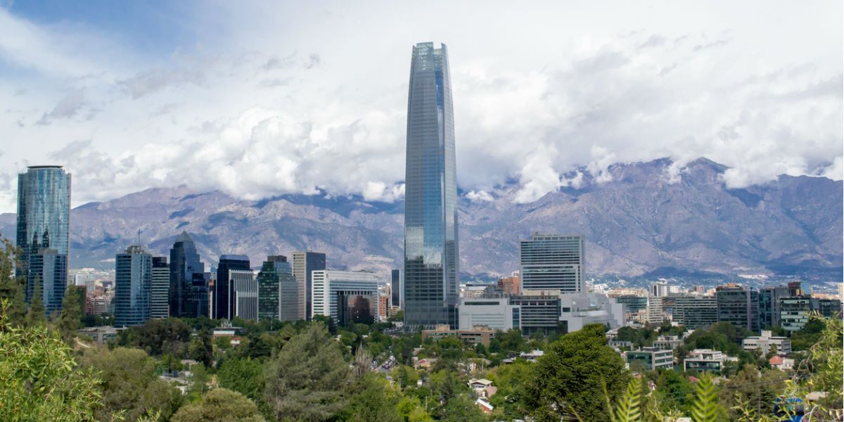torre santiago de chile edificio mas alto de latinoamerica