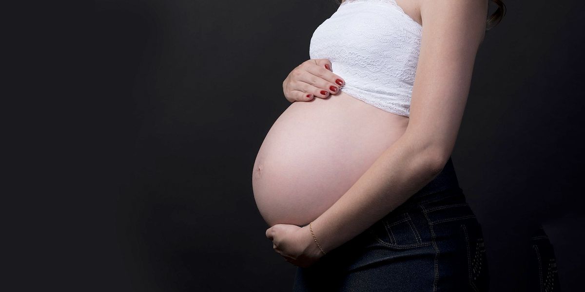 ¿Planea tener un hijo? Un estudio le dice cuándo debería dejar el alcohol antes de la concepción