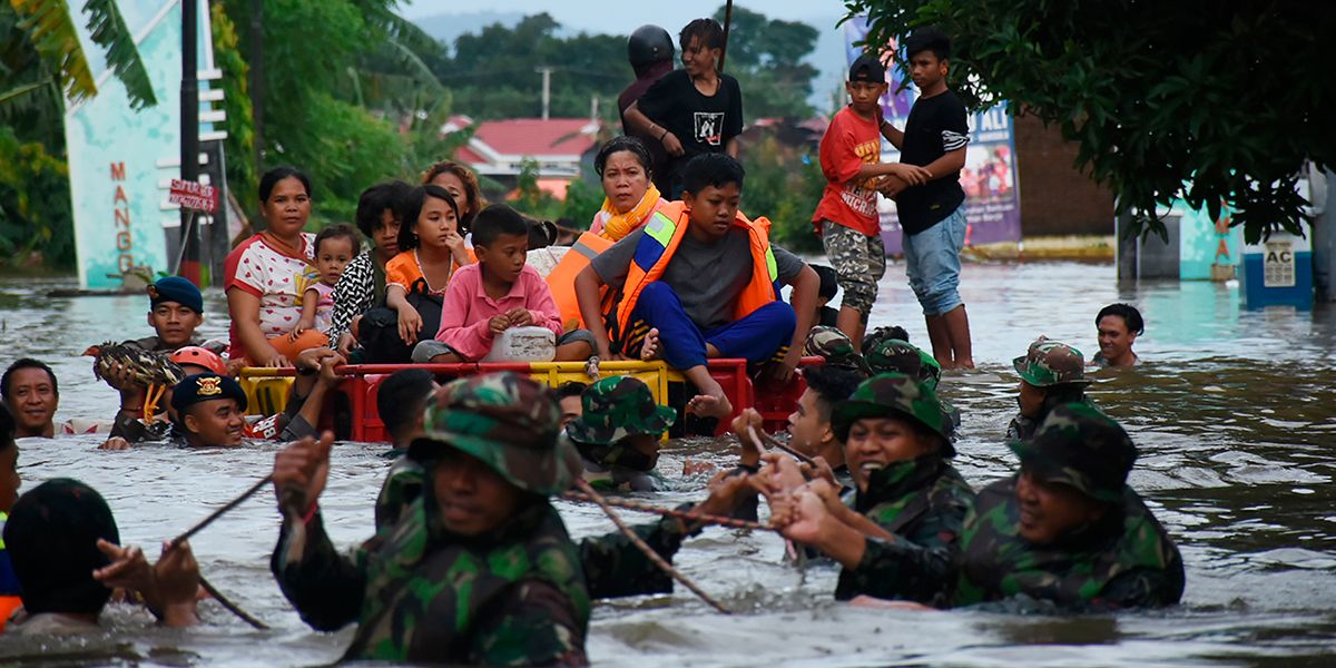 Al menos ocho muertos y cuatro desaparecidos tras inundaciones en isla de Célebres