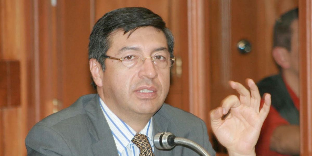 Jorge Hernando Pedraza es elegido secretario general de la CAN