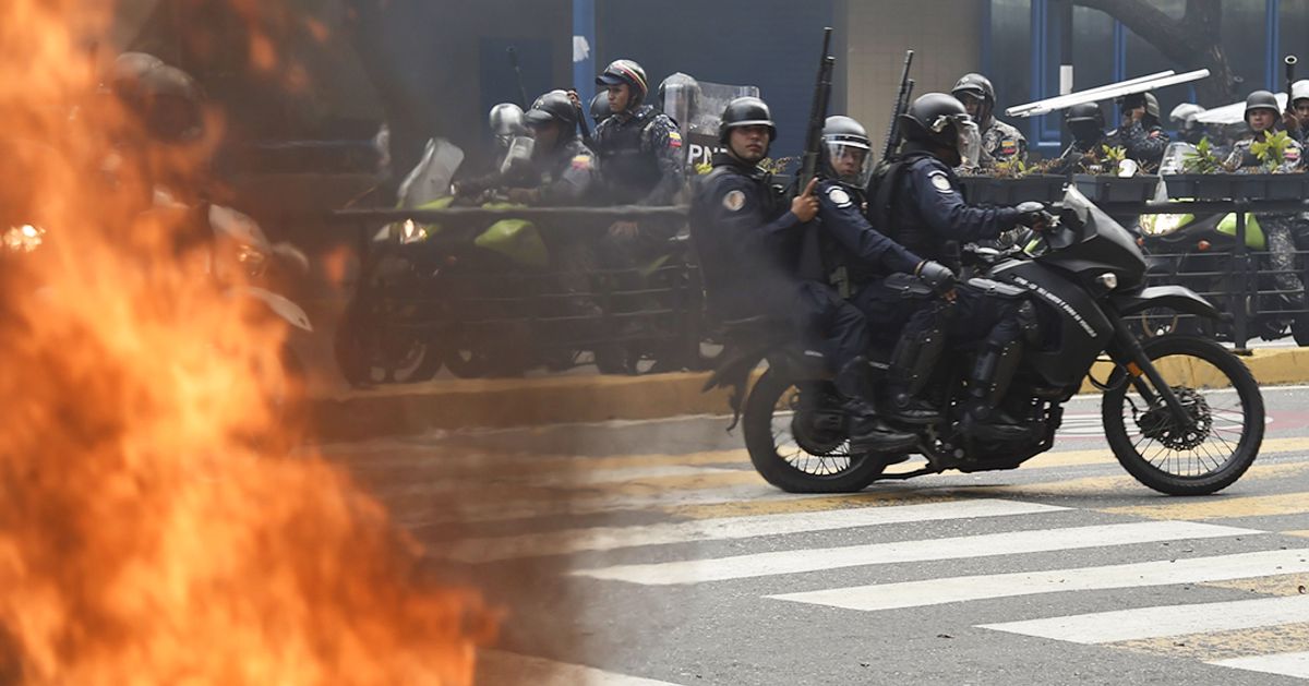 Los 26 fallecidos en protestas venezolanas fueron por arma de fuego, según ONG