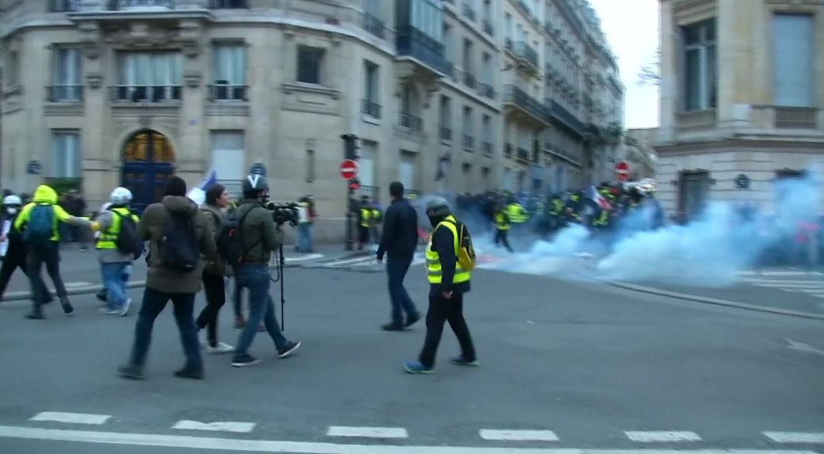Primeras escaramuzas en París en nueva jornada de protestas de “chalecos amarillos”