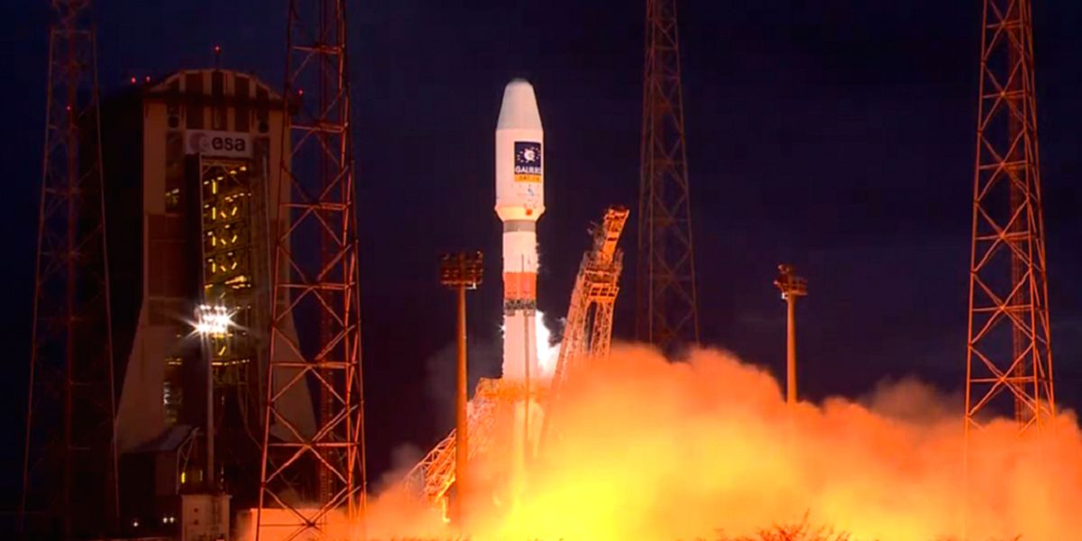 Cohete ruso ponen en órbita los 6 primeros satélites de la constelación OneWeb