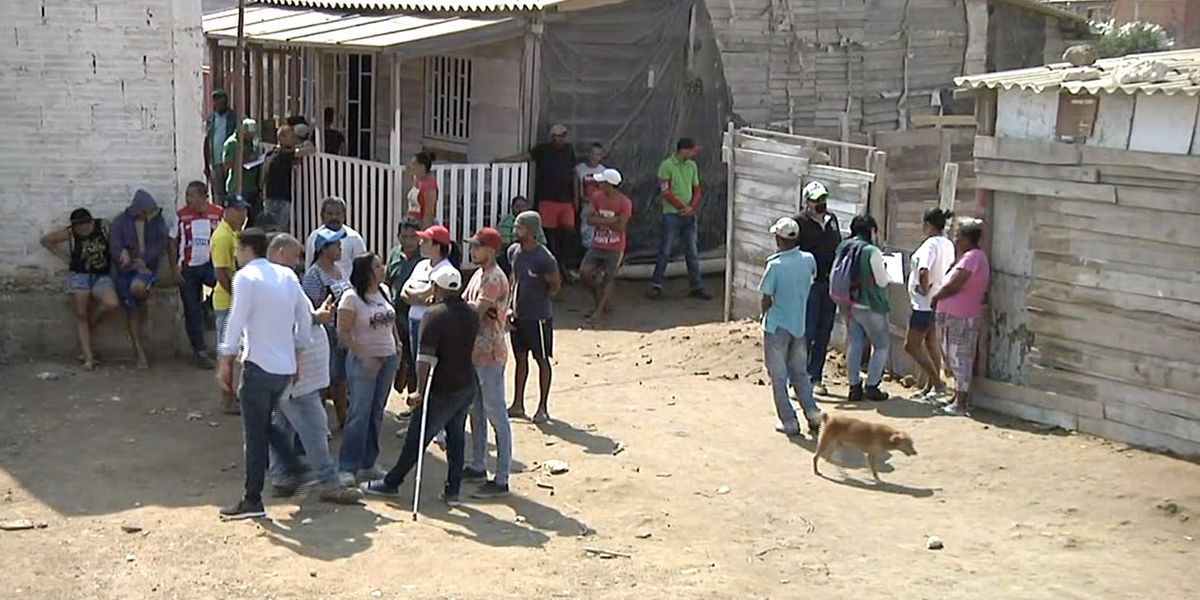 Realizan desalojo de cuatro sectores de invasión en barrio Las Flores de Barranquilla