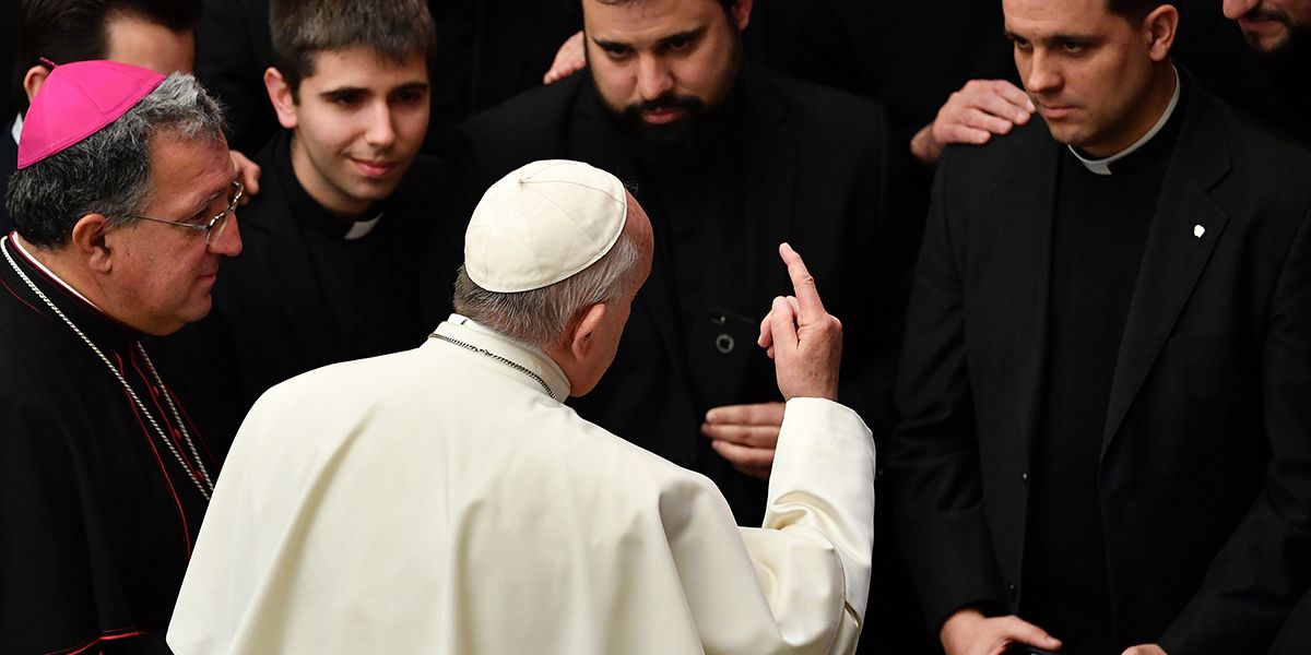 Papa Francisco asegura que quien acusa a la Iglesia es ‘amigo del diablo’