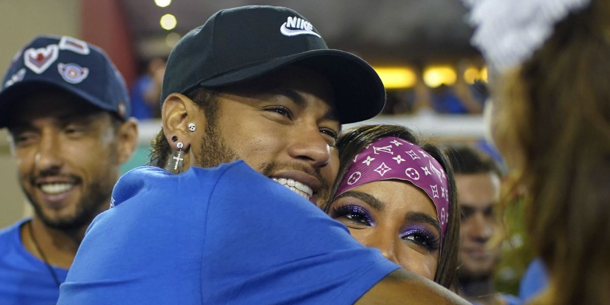 ¿Amorío carnavalero? Neymar y Anitta se vieron bastante junticos en el Carnaval de Río