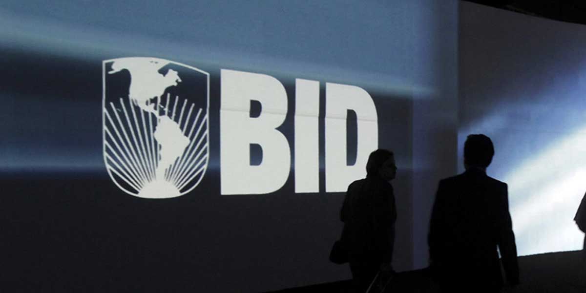BID cancela reunión anual en China después de que Pekín negara acceso a enviado de Guaidó