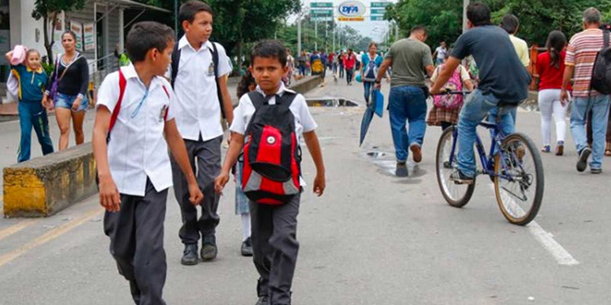 Habilitan paso fronterizo para que estudiantes venezolanos asistan a clases en Cúcuta