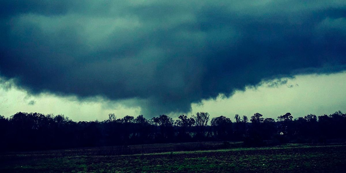 Al menos 23 muertos por un tornado en sur de EE.UU.