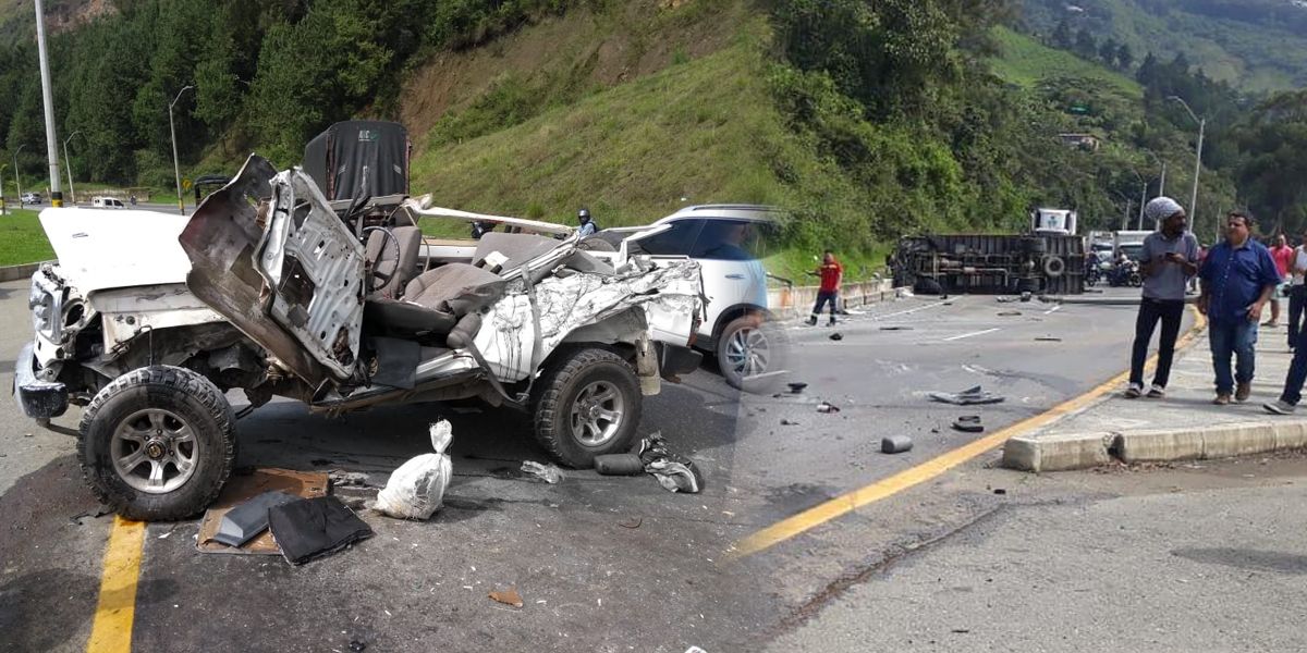 Cuatro lesionados en accidente de tránsito en la vía Medellín-Bogotá