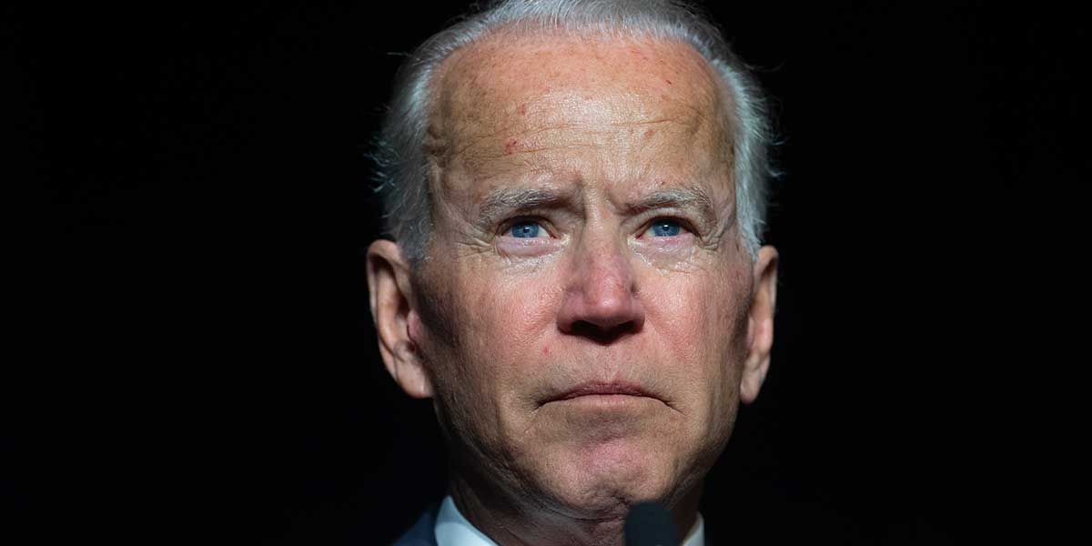 Biden niega señalamientos de agresión sexual que amenaza su candidatura