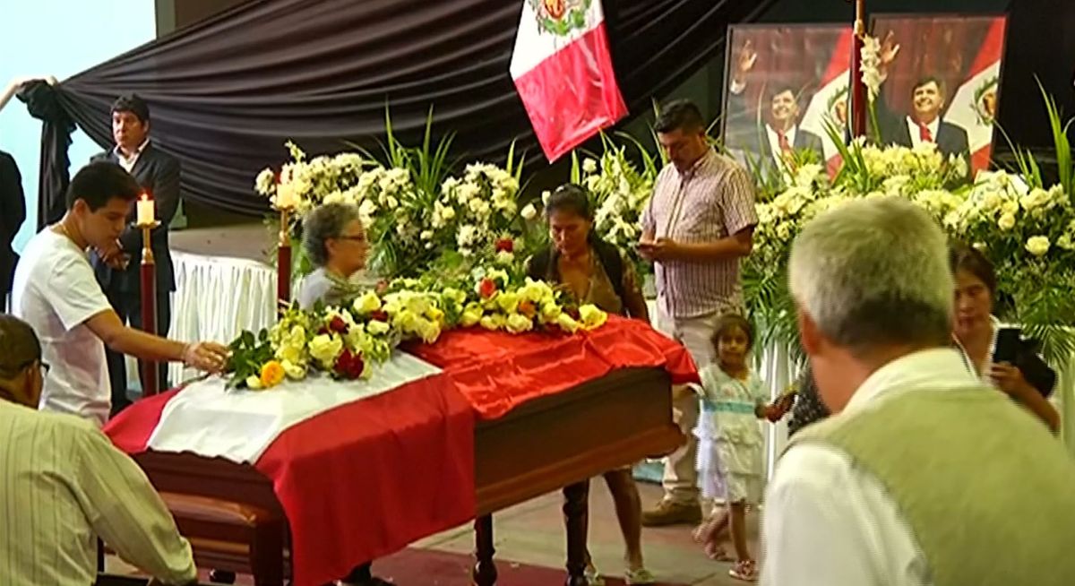 Al menos ocho personas mueren en accidente cuando acudían al sepelio de Alan García